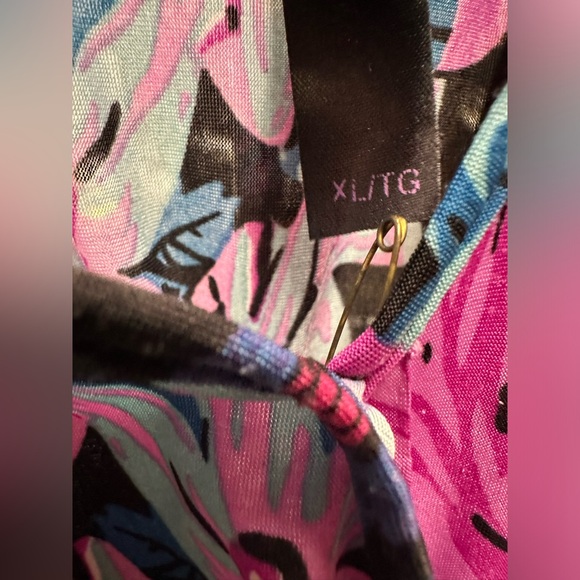 Ladies Dress - Picture 4 of 8